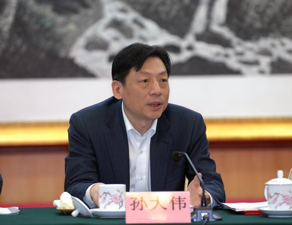 顺应形势 改革创新